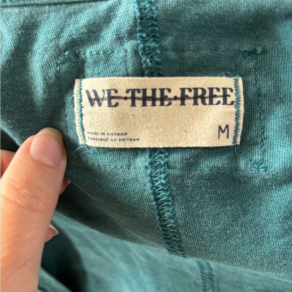 NWOT Free People We The Free Nina V-Neck Long-Sleeve Tee sz M - Picture 3 of 6